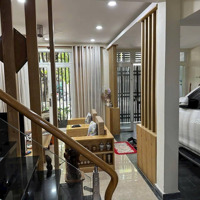Cho Thuê Nhà Full Nội Thất (K300) Mặt Tiền Nguyễn Minh Hoàng, P12, Tân Bình, 40 Triệu, 7X18M - Hot!