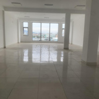 Cho Thuê Sảnh Văn Phòng Trong Toà Nhà Tầng 4, Trung Tâm Gần Đường Đống Đa, Quận Hải Châu