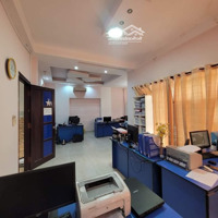 Biệt Thự Ven Sông 200M2 Đường 8M Có Vỉa Hè - 4 Phòng Ngủ - Giá Bán 19 Tỷ