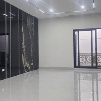 Siêu Phẩm Mặt Phố Xã Đàn 2Diện Tích104M2, 5T,Mặt Tiền4M5 - Kinh Doanh - Thoáng Trước Sau - Vỉa Hè Thang Máy