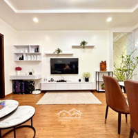 Bán Nhà Tập Thể View Hồ Đắc Di, Đống Đa, 98M2 Đủ Công Năng, Ô Tô Đỗ Cửa, Nhà Đẹp, Ở Ngay, Sổ Đỏ Sẵn