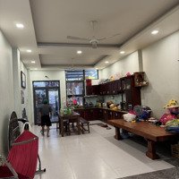 Cần Bán Căn Nhà Tâm Huyết 1 Trệt 3 Lầu Hẻm Xe Tải Lớn 1/ Quốc Lộ 13 . Nhà Siêu To 5Mx32M