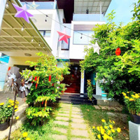 Bán Biệt Thự Lucasta Villa, 29,8 Tỷ, 268M2, Đẹp, Nhiều Tiện Ích Tại Quận 9, Hcm