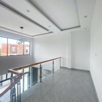 BÁN NHÀ 1TRỆT 1 LỬNG NGAY CÂY XĂNG ĐỨC HƯNG,SỔ RIÊNG THỔ CƯ,CHỈ 700TRIỆU