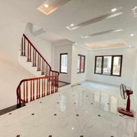 SIÊU PHẨM NHÀ ĐẸP - Ô TÔ VÀO NHÀ - THANG MÁY - VIEW HỒ LINH ĐÀM - Ở SƯỚNG