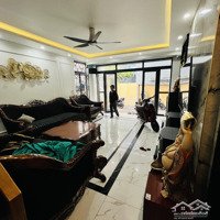 Nhà Dân 4 Tầng Cực Đẹp Ngõ Chùa Hàng. Cách Mặt Đường 30M. Giá Chỉ 5 Tỷ