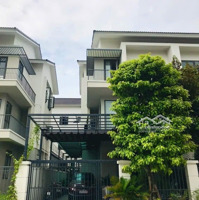 Biệt Thự 180M2 Park View Gần 9 Tỷ, Cách Cầu Vĩnh Tuy 12 Km, Giá Gốc Từ Cđt, Ân Hạn Lãi Gốc Dài Hạn