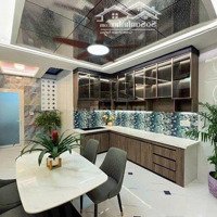 Giảm Ngay 1 Tỷ, Bán Gấp Nhàhẽm Xe Hơiđường Trần Bình Trọng Q5 Dt: 4*16M