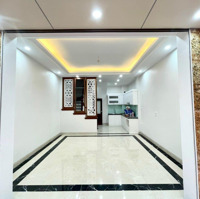 Hàng Hiếm, Nhà Đẹp 33M2 5 Tầng - Giá Siêu Hời Khu Vực Văn Tiến Dũng, Bắc Từ Liêm, Hn