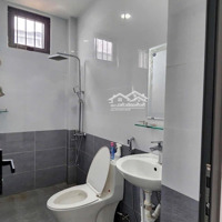 Bán Nhà Đẹp , Sẵn Hợp Đồng Cho Thuê Mặt Tiền Thích Quảng Đức , Có Sẵn Sổ Đỏ , Giá Tốt . 0905211133