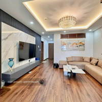 Giá Thật, Tìm Chủ Nhà Mới Cho Căn 2N - 2 Vệ Sinh 99M2, Tòa R2. Ban Công Đông Nam Mát Mẻ, Full Đồ, Sổ Đỏ