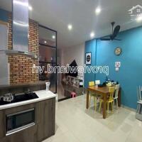 Cho thuê nhà Thảo Điền, Thủ Đức, 2 tầng, 88m2 đất, nhà đẹp full nt