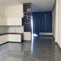 BÁN NHÀ MỚI XÂY TRUNG TÂM LIÊN NGHĨA ĐỨC TRỌNG