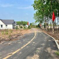 BÁN GẤP 2.2 sào (15X119=2.239m) nở hậu 35m,sát trung tâm trường chợ thị xã ,giá 186 tr/sô