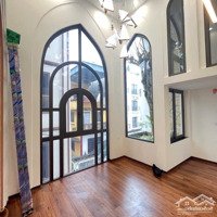 Bán Nhà Tại Đường Phố Trạm, Long Biên, Hà Nội, 8 Tỷ Vnd, 35 M2 Chính Chủ Giá Tốt