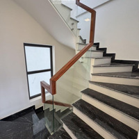 Bán Nhà Bát Khối, 35M2 X 5 Tầng, Moning Đỗ Cửa, Full Nội Thất Chỉ 4.2 Tỷ, 0967 182 629