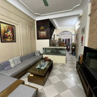 Hàng Hiếm Tại Nguyễn Văn Cừ, 9,3 Tỷ, 72 M2, 3 Phòng Ngủ 4 Vệ Sinh Long Biên, Hà Nội