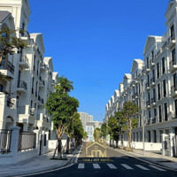 Chỉ 25 Triệu/Tháng Cho Căn Nhà Phố 84M2, 5 Tầng, Có Thang Máy Tại Vinhomes Quận 9