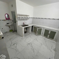 Bán Nhà 2 Tầng, Đường 6 Mét, Diện Tích 49 M2 . Giá Bán 3 Tỷ 950 Thương Lượng.