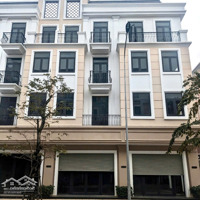 Bán Căn Nhà Phố Áp Góc Của Vin Sát Công Viên 75M2 5 Tầng 5,2 Tỷ Tt Sớm. Có Sẵn Hđ Thuê 27,5 Triệu/Tháng