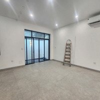 Cho Thuê Văn Phòng - Showroom Tại Vinhomes Marina.