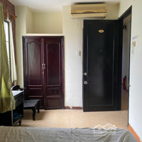 Bán Khách Sạn Hẻm Trung Tâm Phố Tây Đường Hùng Vương, Nha Trang 30 Phòng.