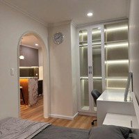 Hot! Bán Ch 2 Phòng Ngủ 1 Vệ Sinhtại Sunrise City, Nguyễn Hữu Thọ, Q7, Tp.hcm, 4,62 Tỷ, 66,4M2