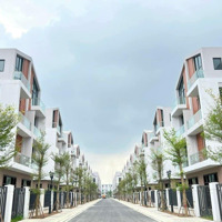 Bán Nhà Riêng Chỉ 8 Tỷ Căn Shophouse View Biển 5 Tầng, Sở Hữu Tầm View Siêu Phẩm, Giá Rẻ Bất Ngờ