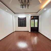 Bán Biệt Thự Lô Góc Gara Oto - Âu Cơ - 88M2 X 4T -Mặt Tiền8M - Ngõ Thông Hồ Tây - Ở Luôn