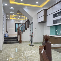 Ngọc Hồi, Lô Góc, Gara 2 Ô Tô, Ngõ Nông Rộng Thoáng, Sát Chợ, 44M2 X 5T, Hơn 6 Tỷ Xíu. 0986877249