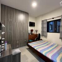 Bán chung cư Era Lạc Long diện tích 60m2, 2 phòng ngủ lầu cao, giá 1 tỉ 950, gọi 0384015896 xem nhà