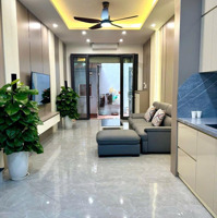 Bán Gấp Nhà Chính Chủ Trung Tâm Quận Ba Đình 5 Tầng X40M Giá 8.95 Ỷ 0912251792
