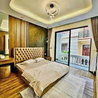 Giảm Sôc 300 Triệu Để Bán Nhanh Nhà 38.3M Phố Bồ Đề Chỉ Nhỉnh 6 Tỷ Một Nhà Ra Mặt Phố