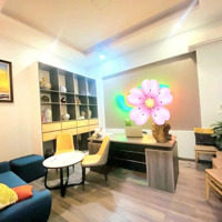 Nhà Phân Lô Ba Đình 71M2Mặt Tiền8,2M Vỉa Hè Ô Tô Tránh Hơn 20 Tỷ. Khu Dân Trí Cao Dường Nhựa Sạch Sẽ
