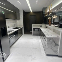 Bán Căn Hộ Phú Mỹ Hưng Có Sân Vườn, Diện Tích 167M2, 3 Phòng Ngủ 2 Vệ Sinh Có Ô Xe, Có Sổ, Giá Bán 18.5 Tỷ