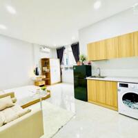 Căn studio cửa sổ trời lớn, máy giặt riêng, sofa mới tinh gần vòng xoay Lăng Cha Cả