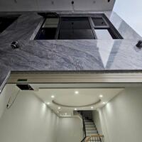 Bán nhà vị trí đẹp Phố Trạm Tư Đình 30m2 mt 3.5m 6 tầng chỉ hơn 5 tỷ ngõ ô tô ở sướng