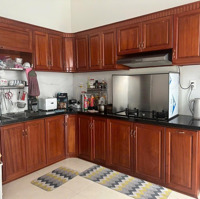 Chi Thuê Nhà Phố Quận 7 Giá Tốt 3 Phòng Ngủ 4 Vệ Sinh28 Triệu/Tháng