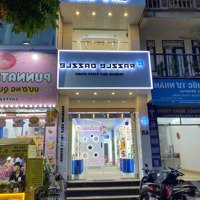 Cho Thuê Nhà Phố Hàng Gai 90M2, Vị Trí Đẹp Nhất Phố. Kinh Doanh Mô Hình Sạch Sẽ.