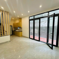 Nhà Đẹp Ngô Gia Tự - Lô Góc 3 Thoáng - Ô Chờ Thang Máy - Cách Ô Tô 30M