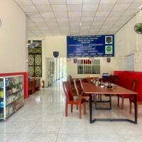 Bán nhà mặt tiền nhựa Giồng Lớn vị trí đông dân kinh doanh tốt