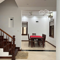 Cho Thuê Nhà Riêng Phố Tô Ngọc Vân,Diện Tích150M2 Xd 60M2 X 3 Tầng,Mặt Tiền15M, Ô Tô Vào Nhà, Giá Bán 36 Triệu