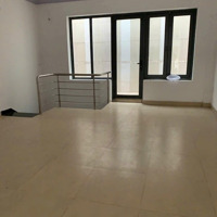 Chính Chủ Bán Gấp Nhà Riêng Kế Chợ Bình Khánh - Gần Sông Thoáng Mát. Dt: 5X16(80M2) - 18.5 Tỷ(Tl)