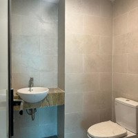 Bán Nhà Mặt Phố Nguyễn Hoàng, 80M, 9 Tầng, Mt5.5M Thông Sàn, Phù Hợp Kdvp Or Kd Đủ Loại Hình, 42 Ty