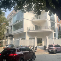 Bán Biệt Thự Nam Trung Yên 185M Lô Góc Siêu Vip Nhất Hiện Nay 0988.529.528