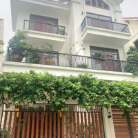 Cần Cho Thuê Nhà Phốmặt Tiềnđường Lam Sơn P.2 Q.tân Bình Rẻ Nhất Khu Sân Bay.
