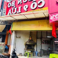 Cho Thuê Nhà Trệt Trống Suốt Nằm Ngay Ngã Tư Hàng Xanh Lề Đường 8M