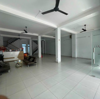 Cho Thuê Nguyên Căn Góc 2Mặt Tiềntrường Sơn, P2. Dt: 15X25M, 1 Trệt 2 Lầu. Kinh Doanh Tự Do. Giá 100 Triệu