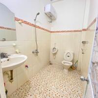 Cần cho thuê nhà 2 tầng  đường Mỹ An P. Mỹ An