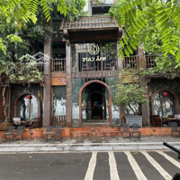 Cho Thuê Nhà Mặt Phố Trích Sài, 300M2 X 2T, Mt16M, Thông Sàn, View Hồ Tây Lộng Gió, Giá Bán 120 Triệu.
